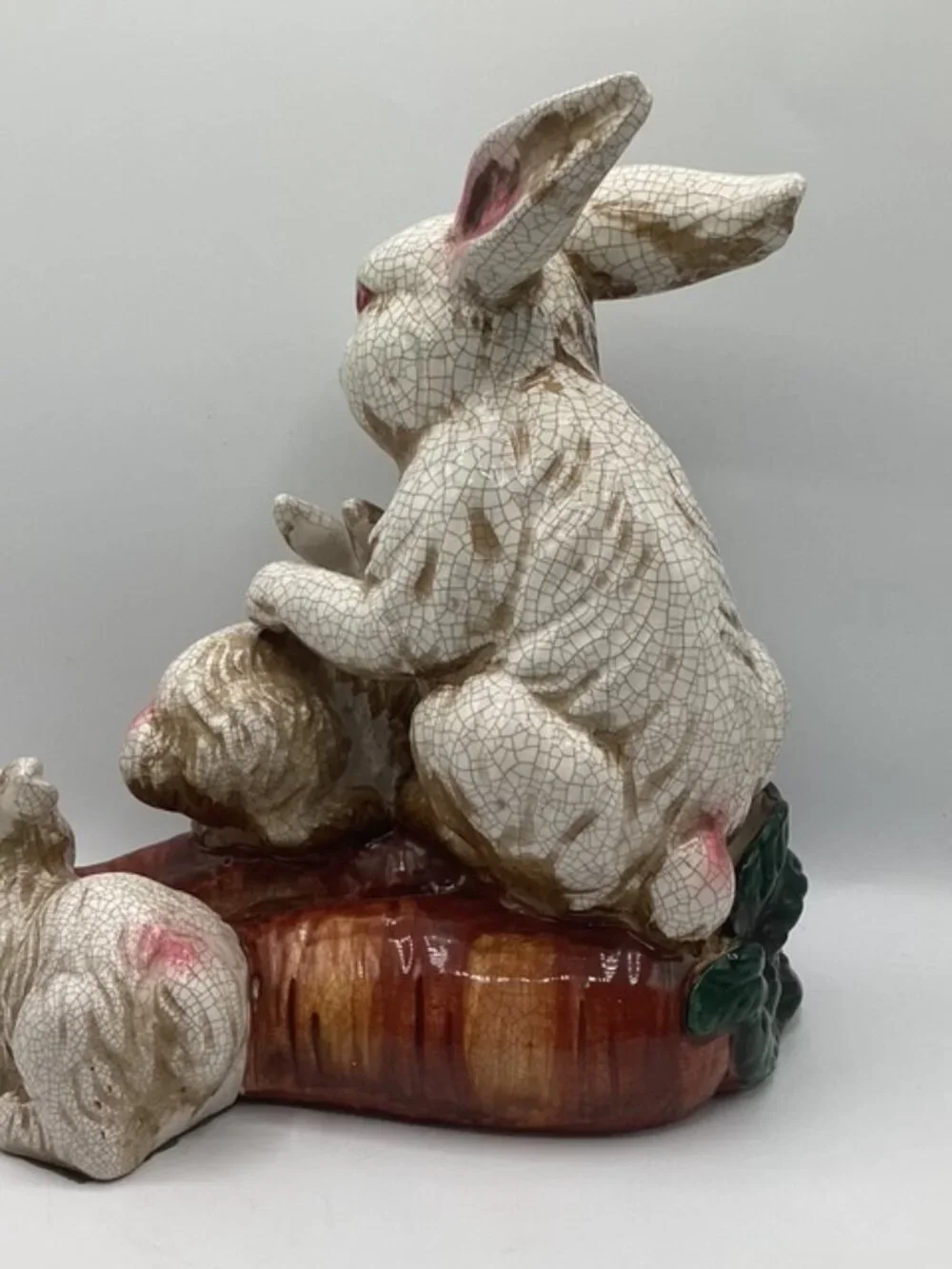 Rabbit Family Majolica Style Ceramic‎ Statue Hand Painted Crackled Glaze 11x11x5